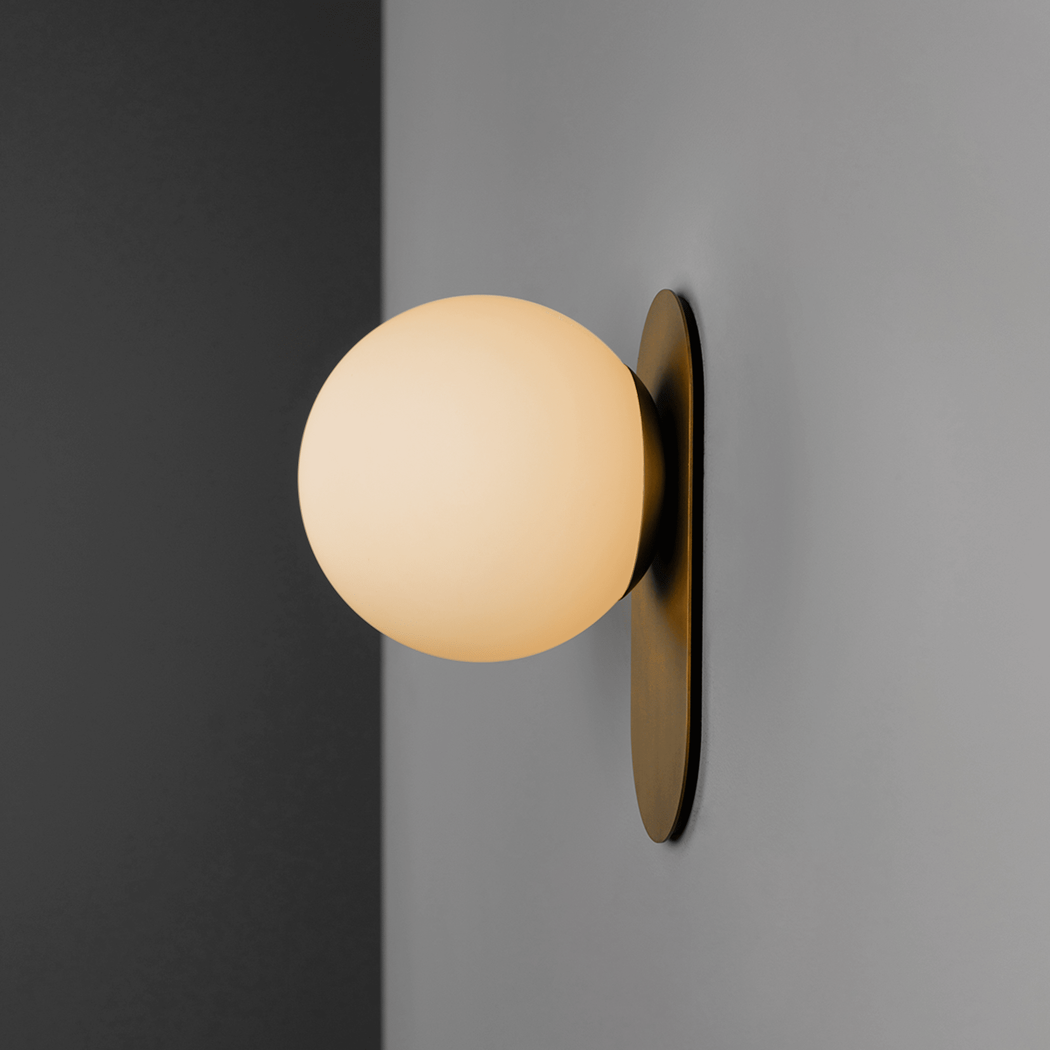 Adrion S | M | L Wall Light - Schwung - Luxury Lighting BoutiqueBasket & Pendant ChandeliersSchwung