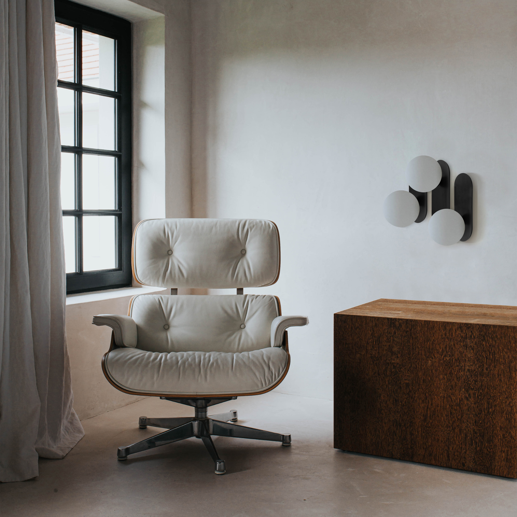 Adrion S/M/L Wall Light - Schwung - Luxury Lighting Boutique