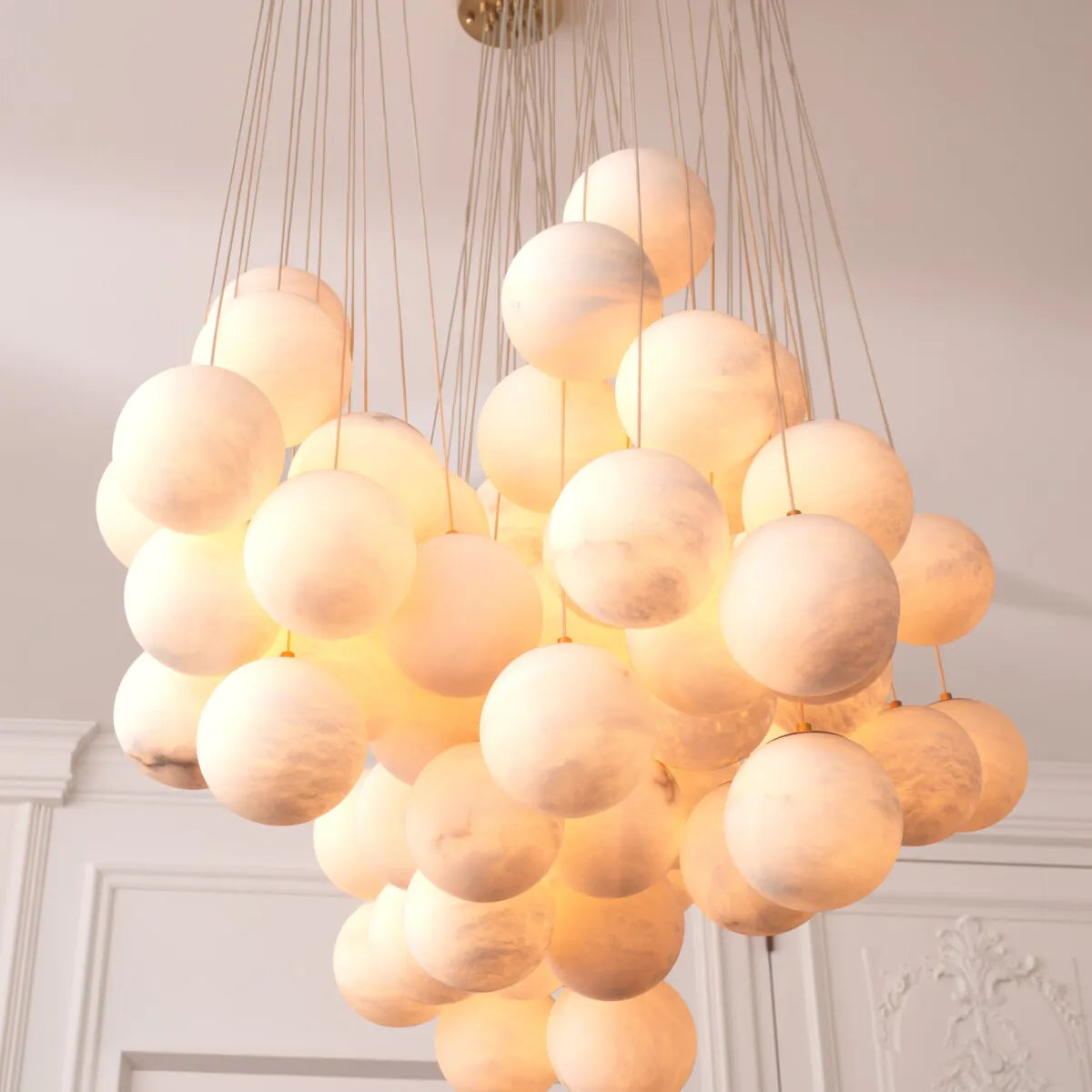 Chandelier Sphinx - Eichholtz - Luxury Lighting Boutique
