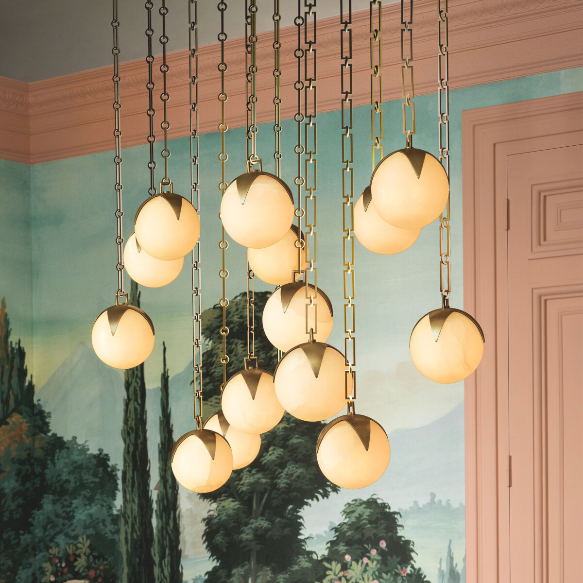 Chandelier Alesa L by Eichholtz - Elegant luxury lighting for home décor