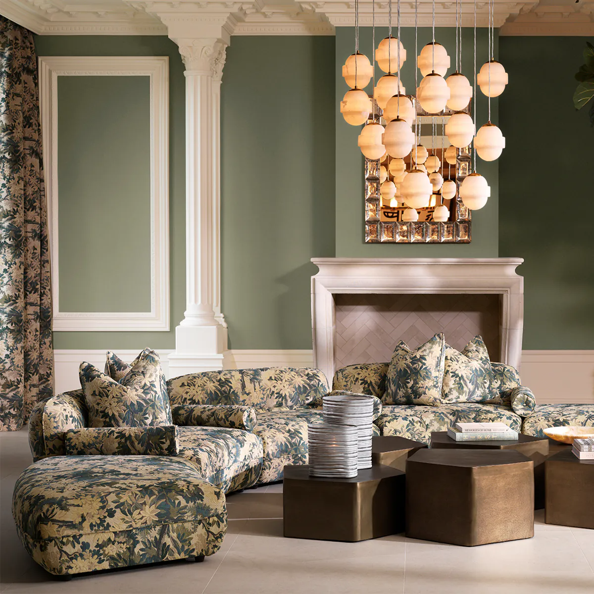 Chandelier Icarus by Eichholtz - Elegant luxury lighting for home décor