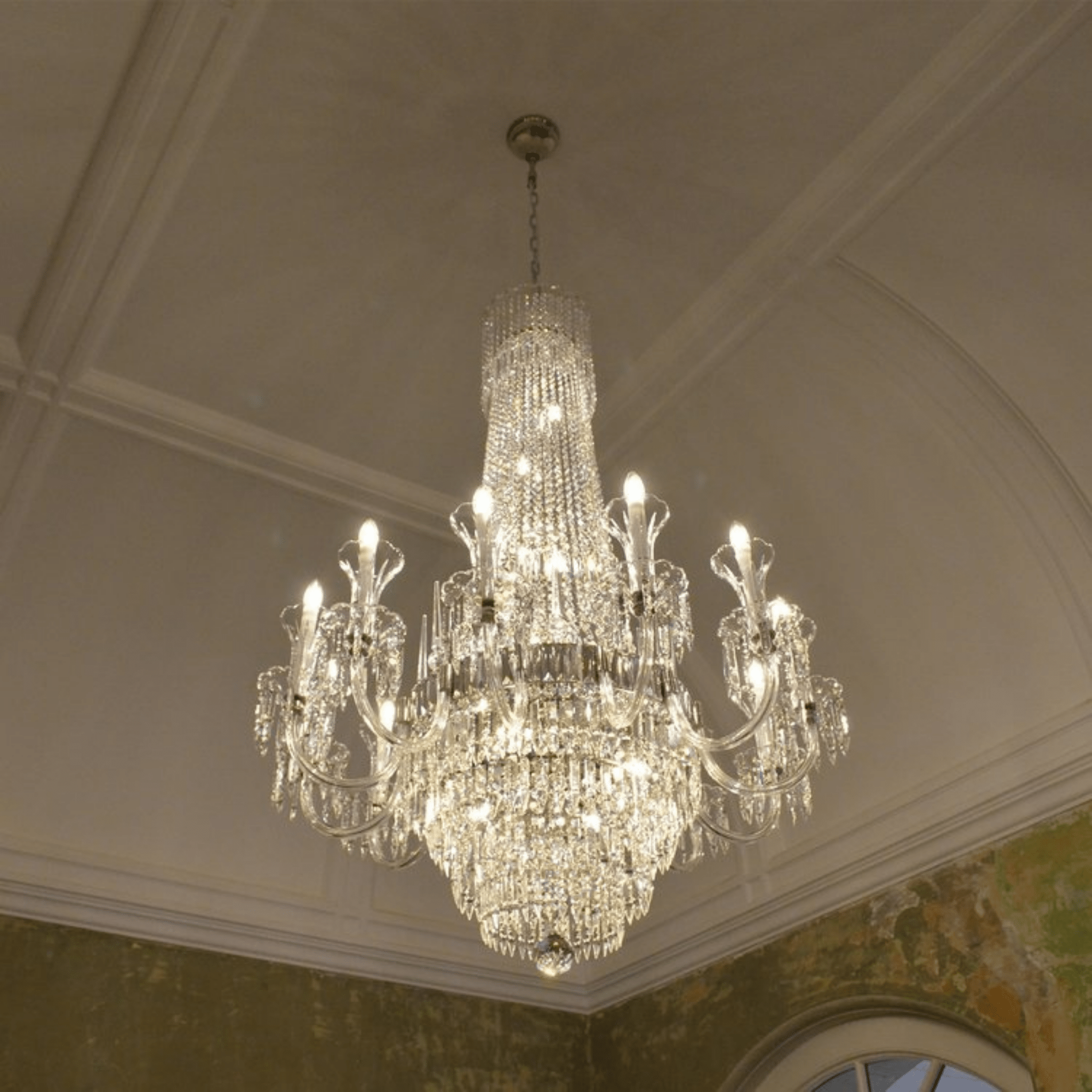 Lanceur 22 Crystal Glass Chandelier - Wranovsky - Luxury Lighting BoutiqueTraditional Crystal ChandeliersWranovsky
