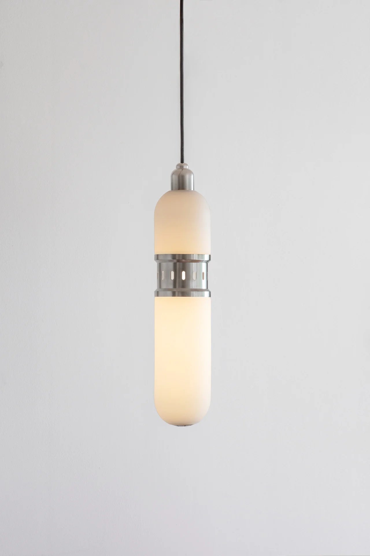 Occulo Pendant Light - (Various Finishes Available) - Luxury Lighting Boutique