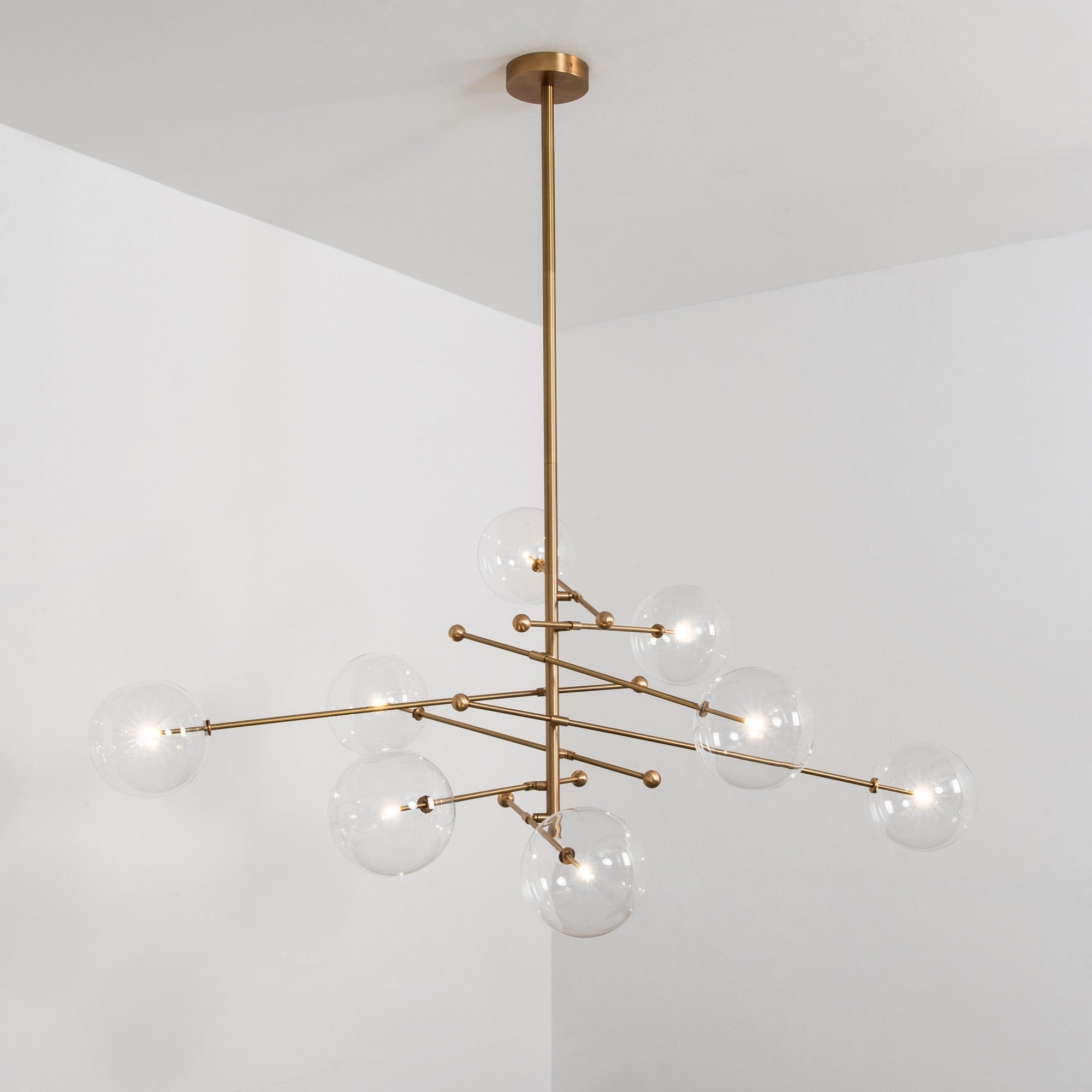 RD15 8-Light Modern Brass Chandelier - Schwung - Luxury Lighting Boutique