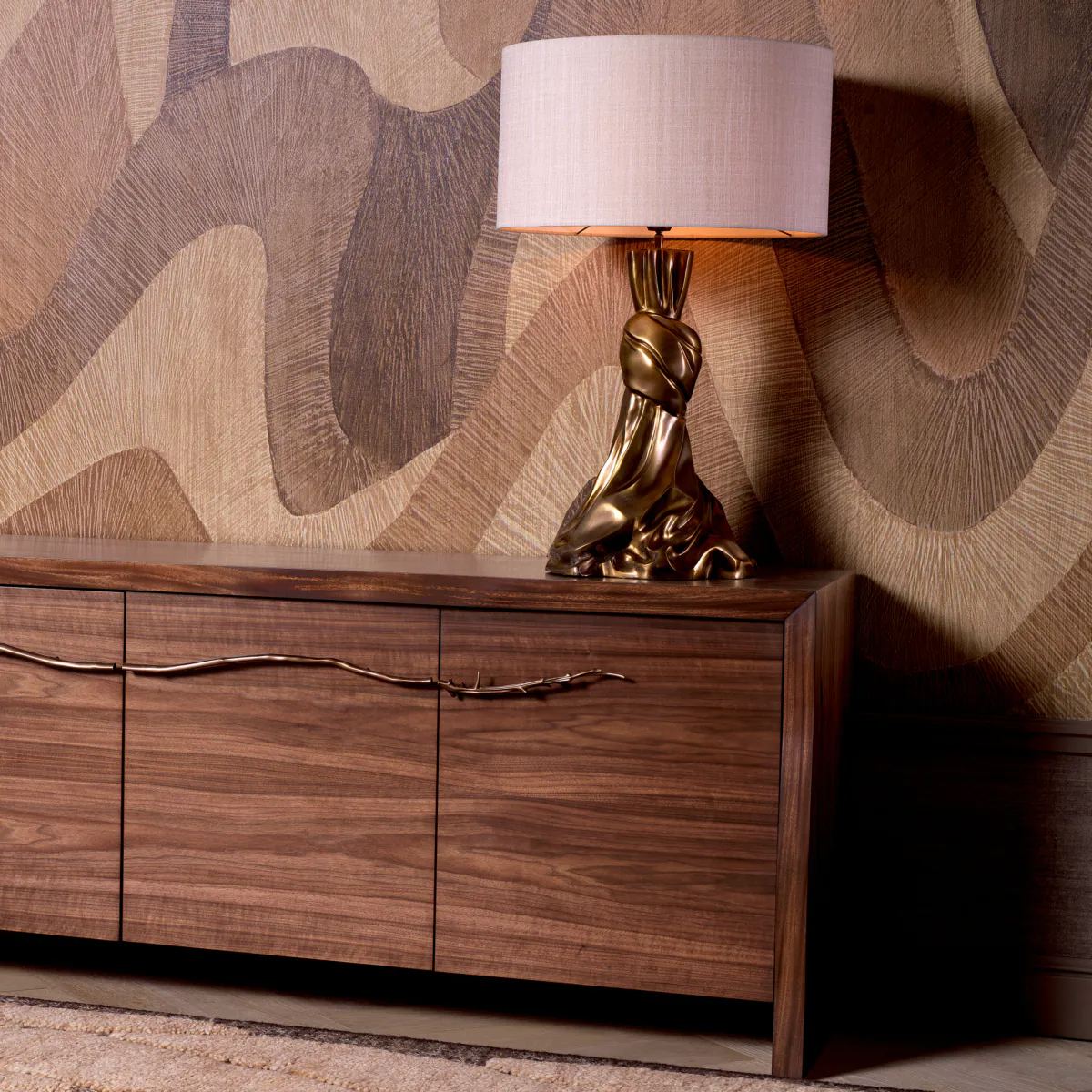 "Table Lamp Banyan by Eichholtz – Elegant and luxurious lighting design"