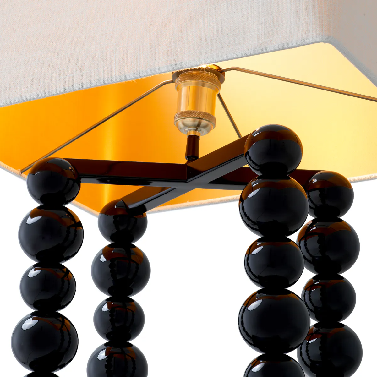 "Table Lamp Bentley by Eichholtz – Luxury and elegant lighting design"