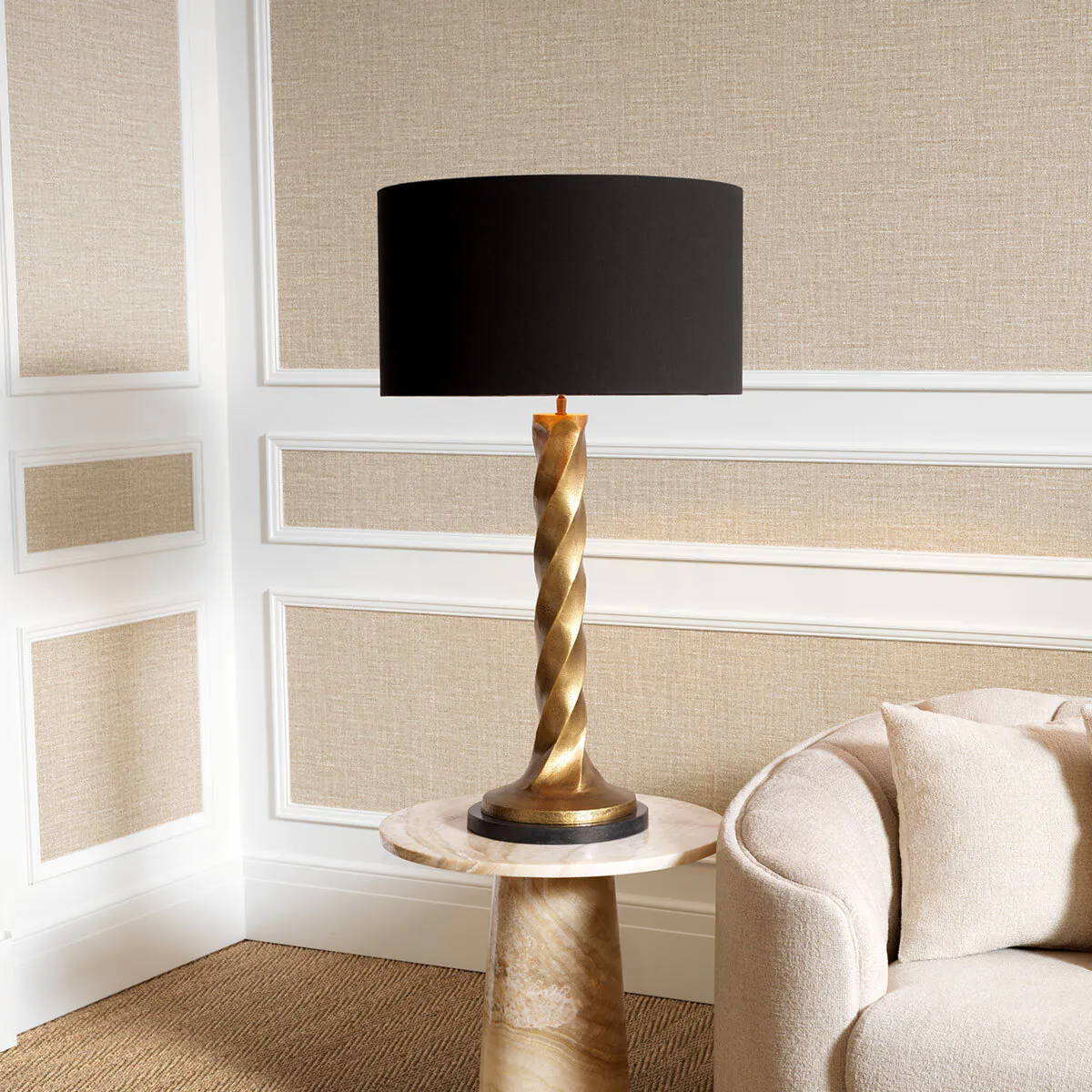 "Table Lamp Costanza by Eichholtz – Elegant and luxurious lighting design"