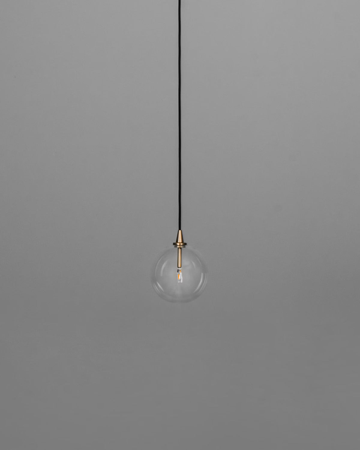 Schwung Glass Globe Pendant glass detail