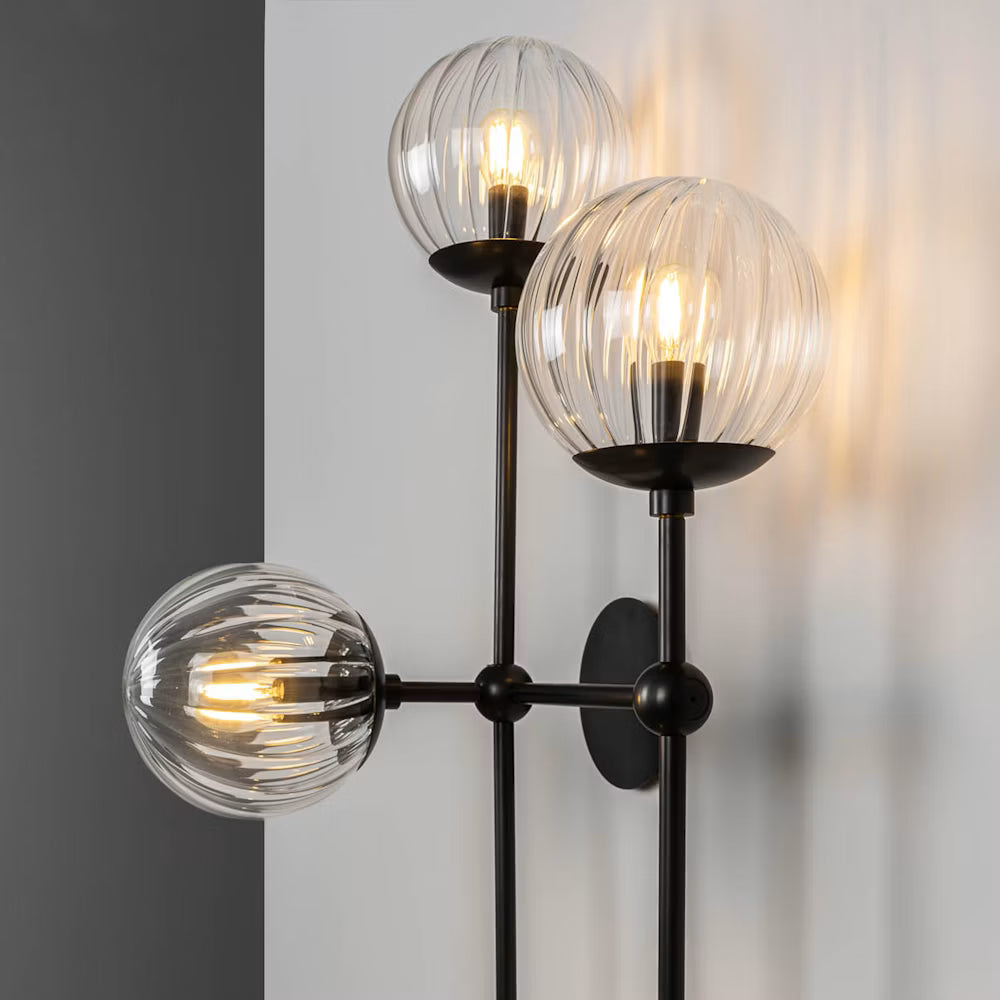 Schwung Armstrong 6 R Wall Sconce premium glass detail