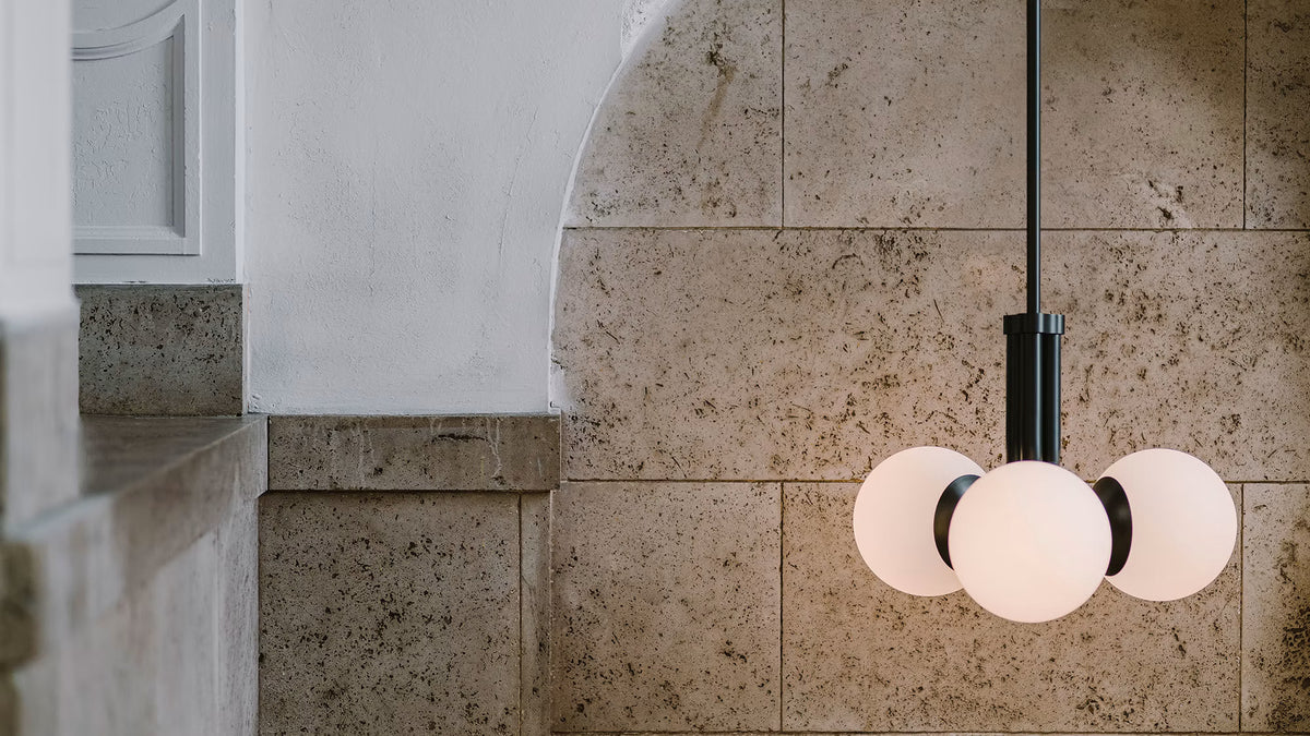 Schwung Tubular SM Chandelier in Polished Nickel