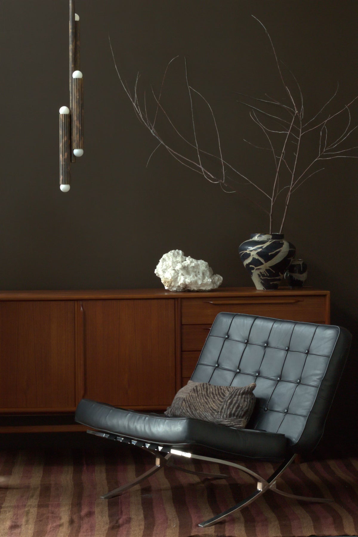 Schwung Vesta Pendant LED light detail