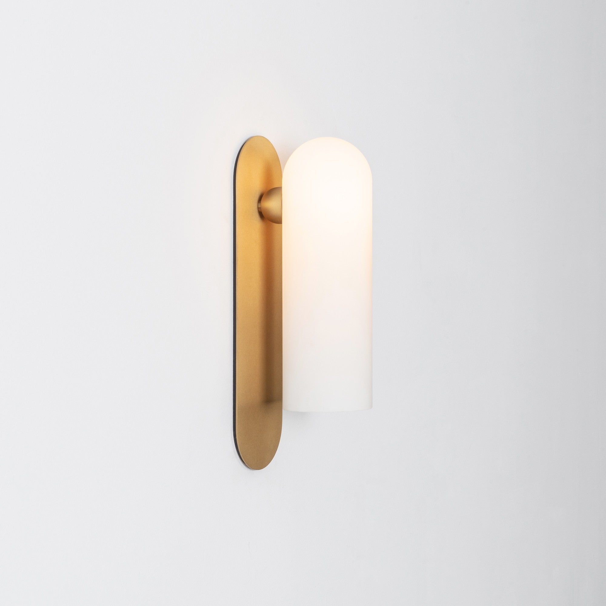 Odyssey Large Wall Sconce - Schwung - Luxury Lighting Boutique