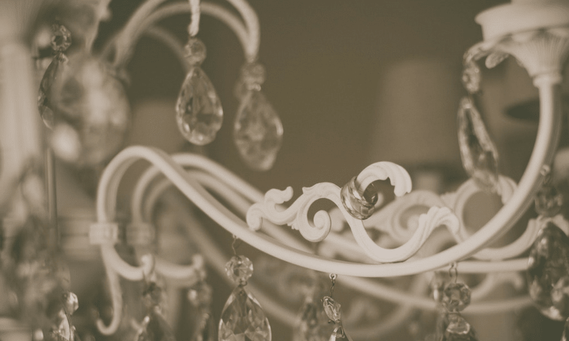 7 Useful Tips to Consider When Buying a Chandelier - Luxury Lighting Boutique