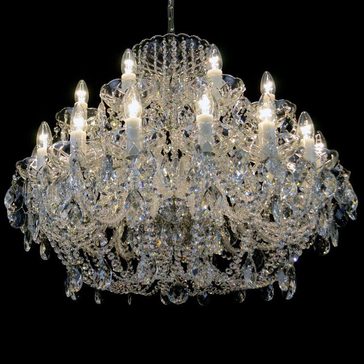 Classe 24 Crystal Glass Chandelier (Gold/Silver) - Wranovsky - Luxury Lighting Boutique