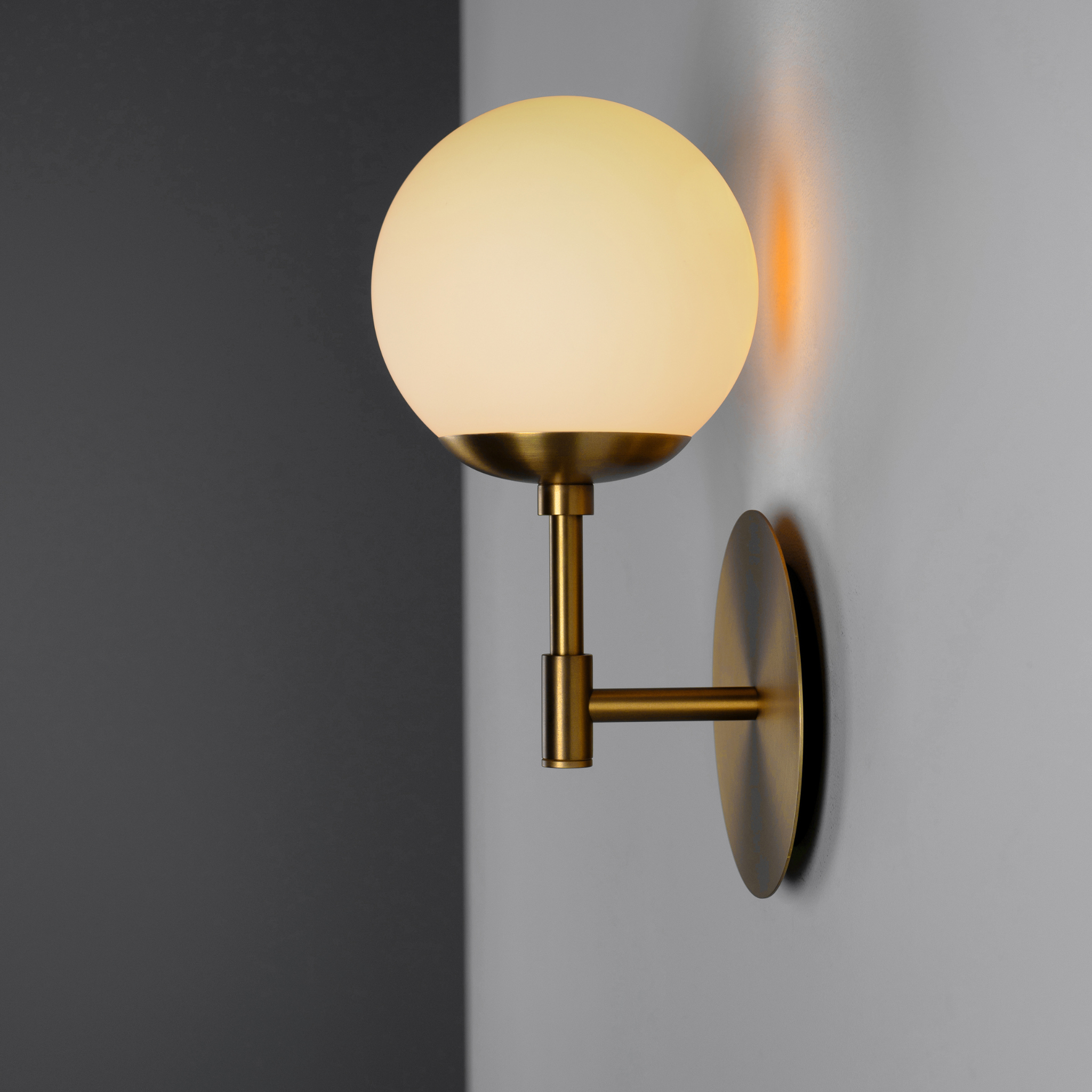 Sunset Wall Light - Schwung - Luxury Lighting Boutique