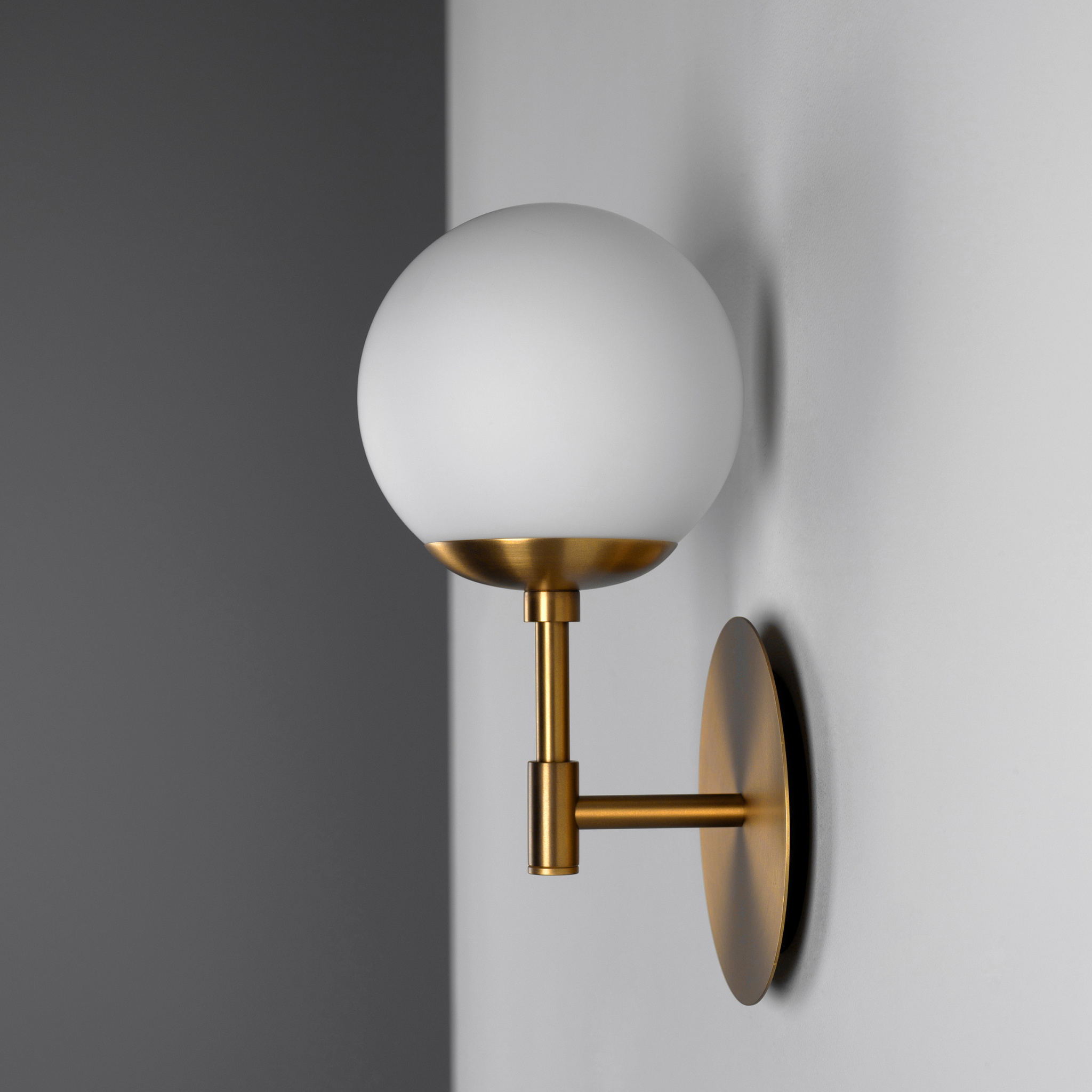 Sunset Wall Light - Schwung - Luxury Lighting Boutique