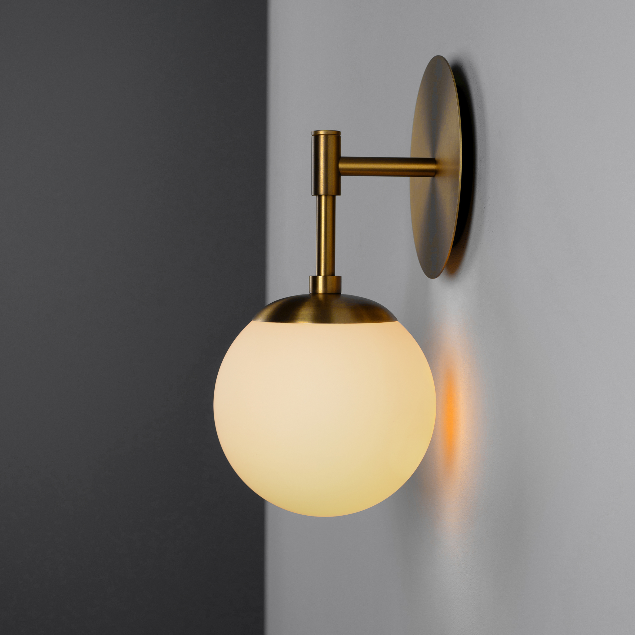 Sunset Wall Light - Schwung - Luxury Lighting Boutique