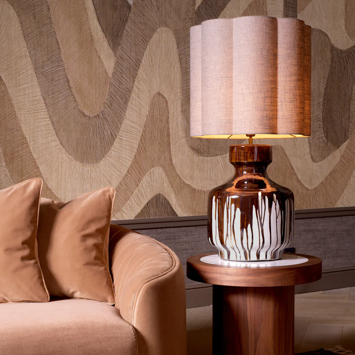 "Table Lamp Lorena by Eichholtz – Stylish and luxurious lighting design"