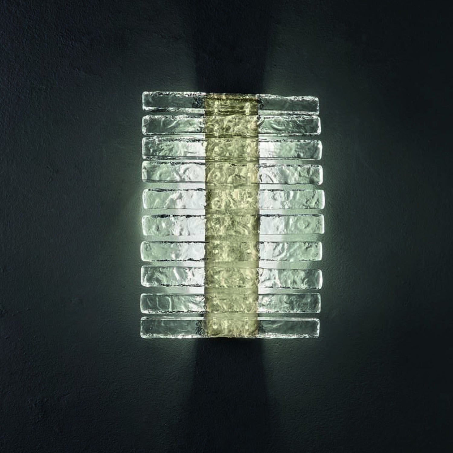 Vegas A P VRT | LED Wall Light - Masiero - Luxury Lighting Boutique