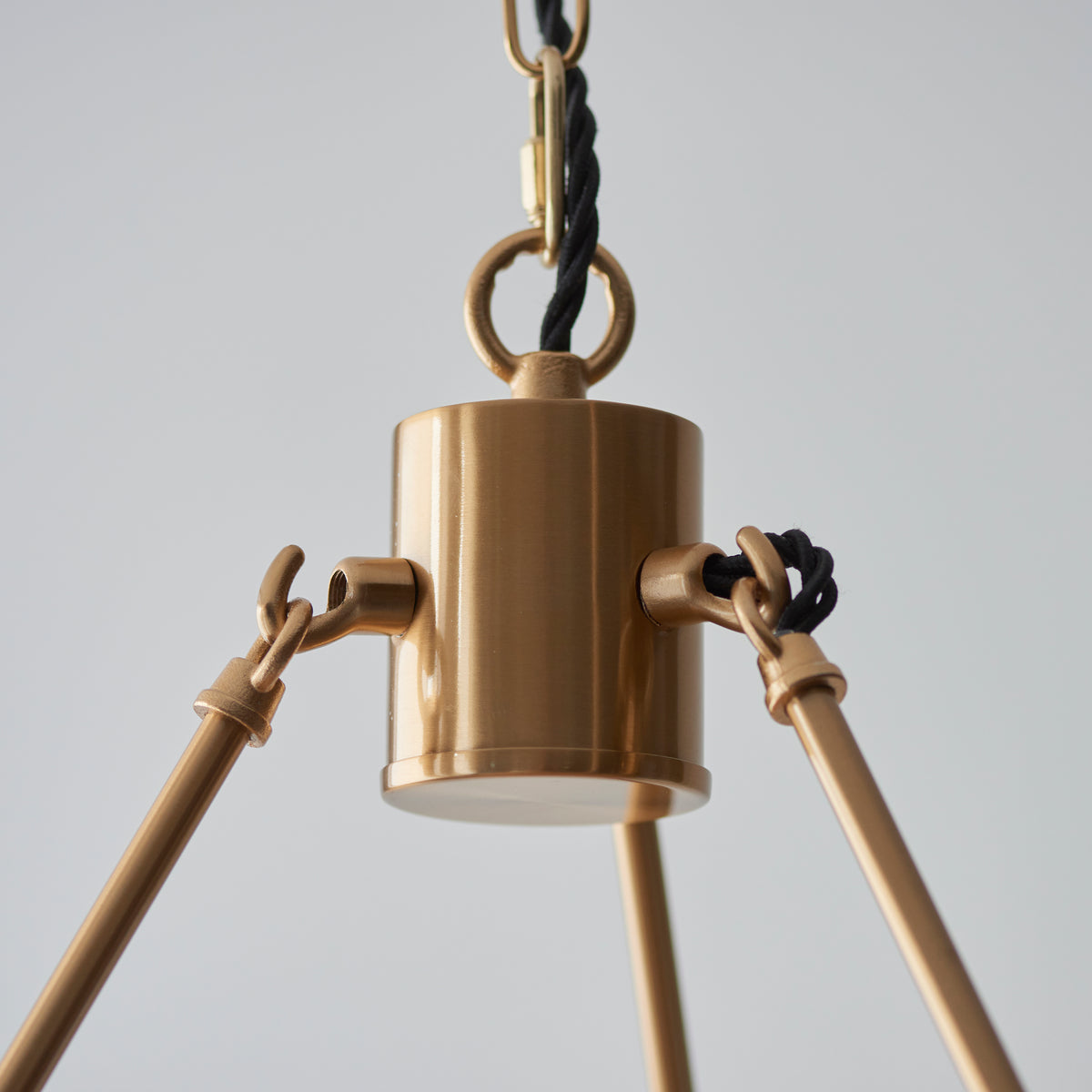 Chester & Zigzag Pendant showcasing its height-adjustable chain and black twisted fabric flex