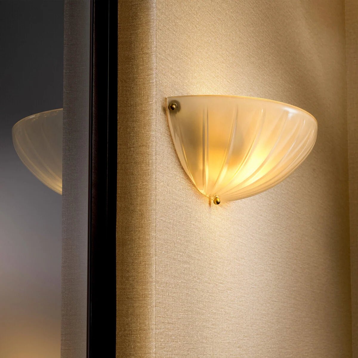 Maranello Wall Lamp – Eichholtz - Luxury Lighting BoutiqueWall LampEichholtz