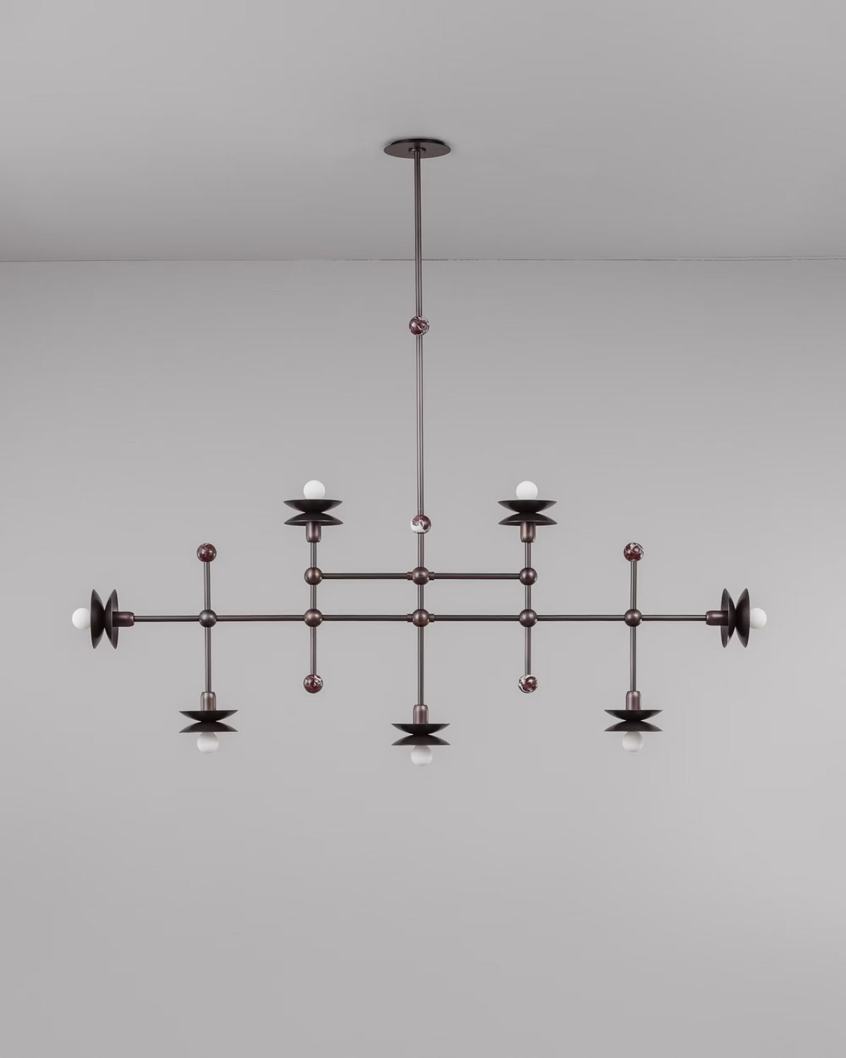 Schwung Babylon Linear 7 Chandelier natural stone detail