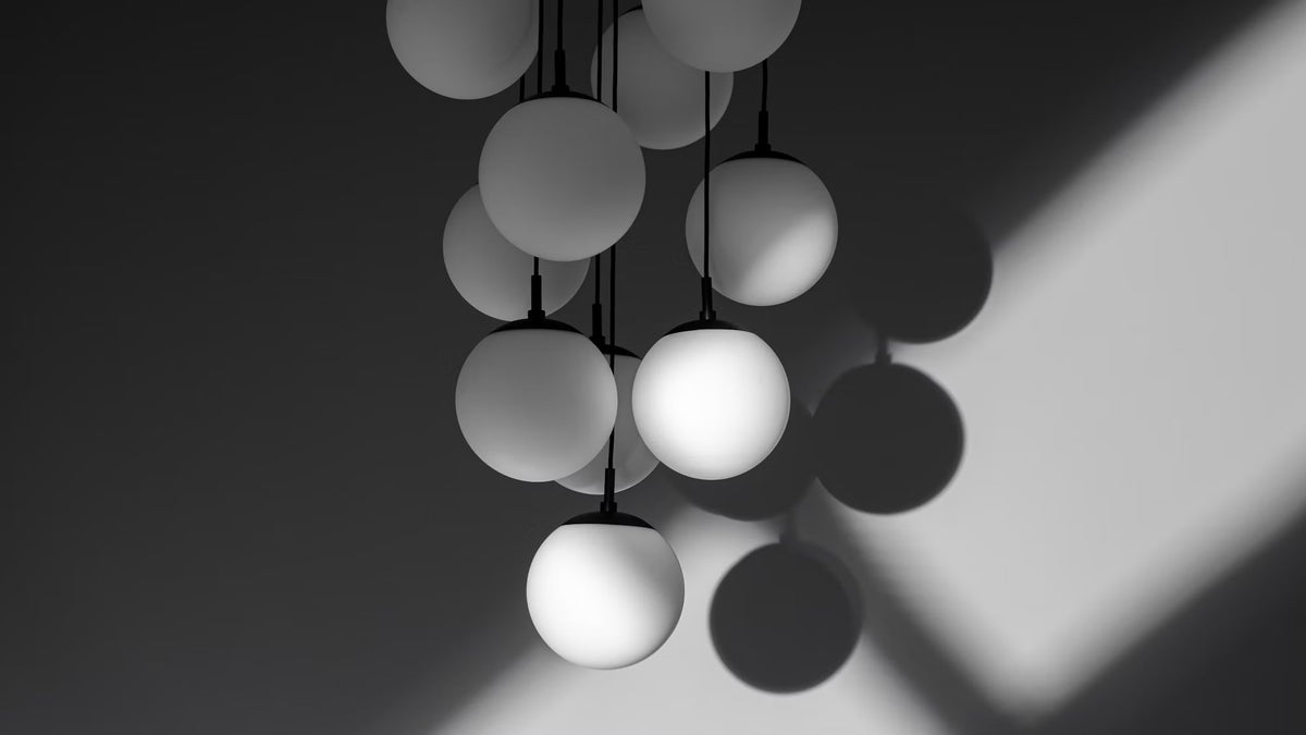 Schwung Globe Cluster 10 B533 contemporary ceiling light