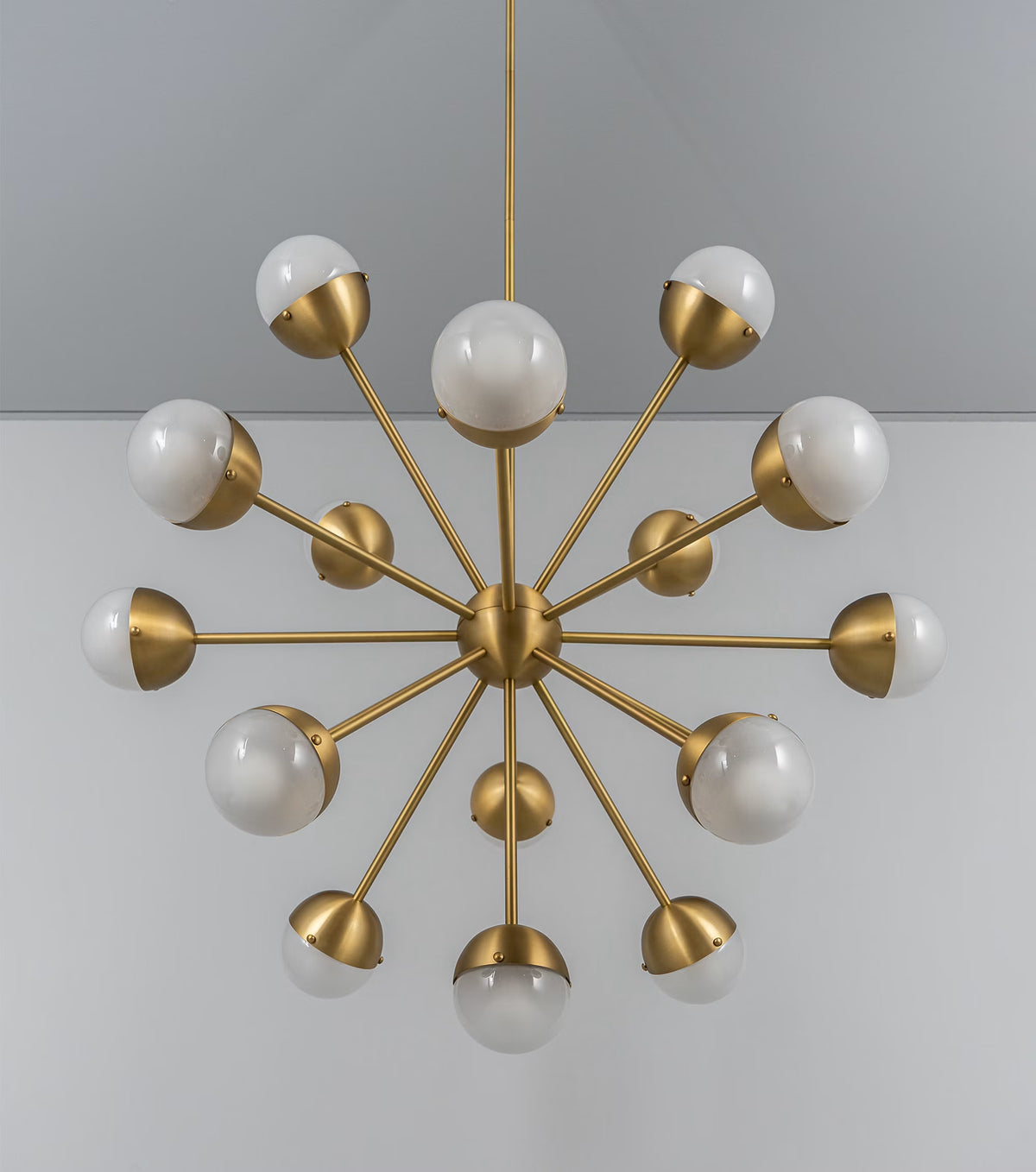 Schwung Molecule Spark Round 17 B222 with 17 spherical glass shades