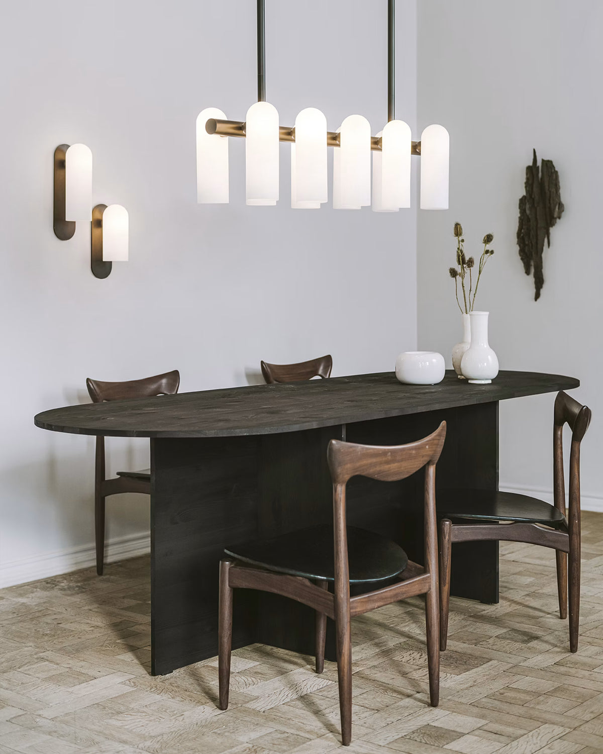 Schwung Odyssey Linear SM B144 illuminated chandelier