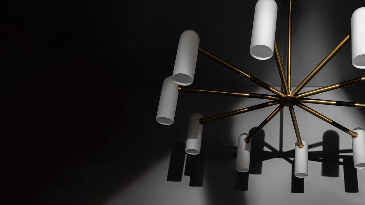 Schwung Odyssey Round LG B156 chandelier front view