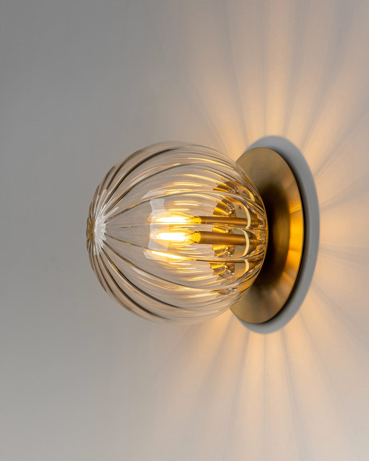 Pulsar Wall Sconce – Schwung