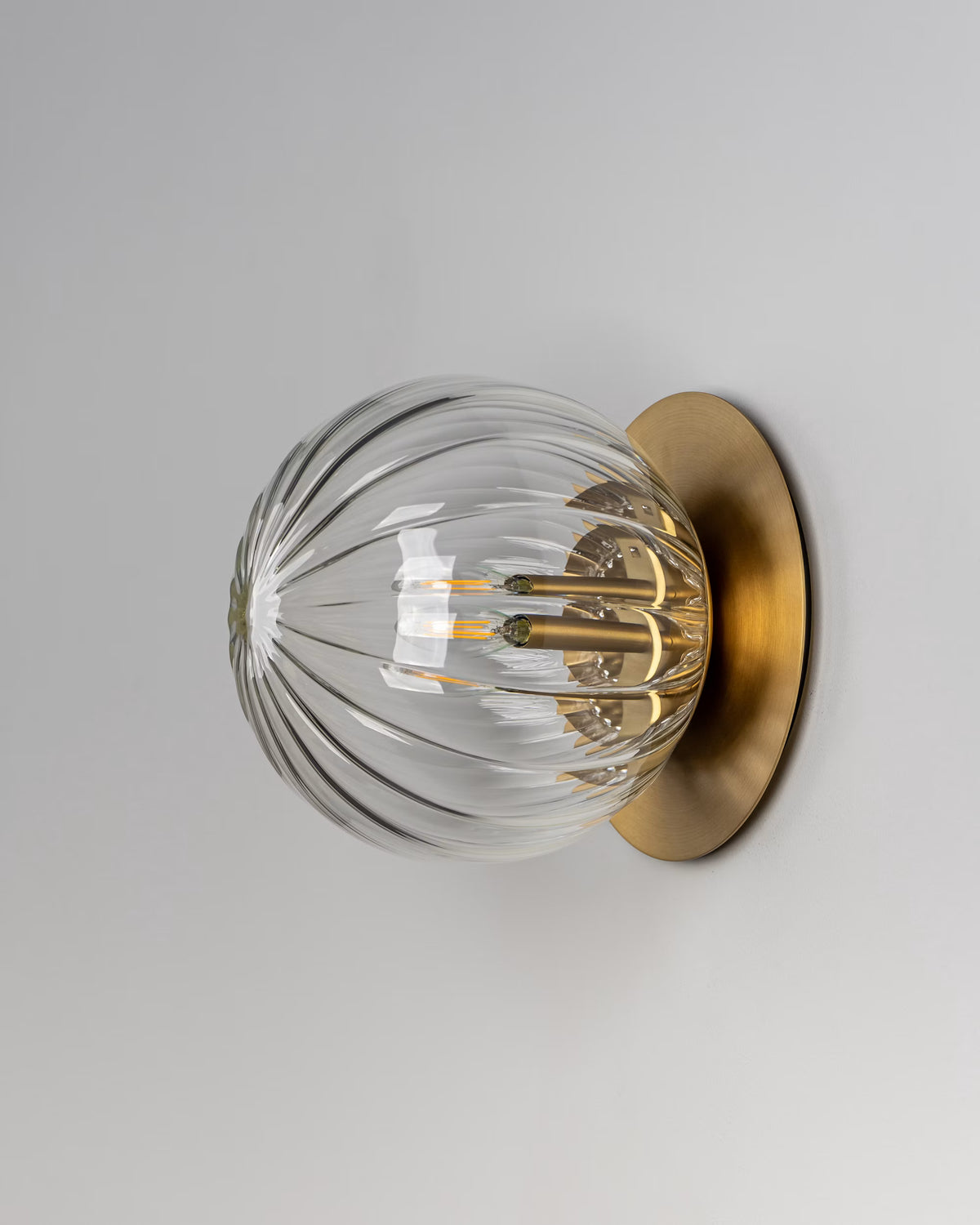 Pulsar Wall Sconce – Schwung