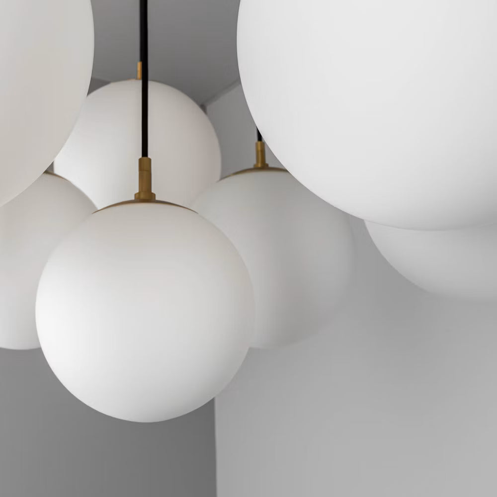 Schwung Spider B568 spherical glass lampshade detail