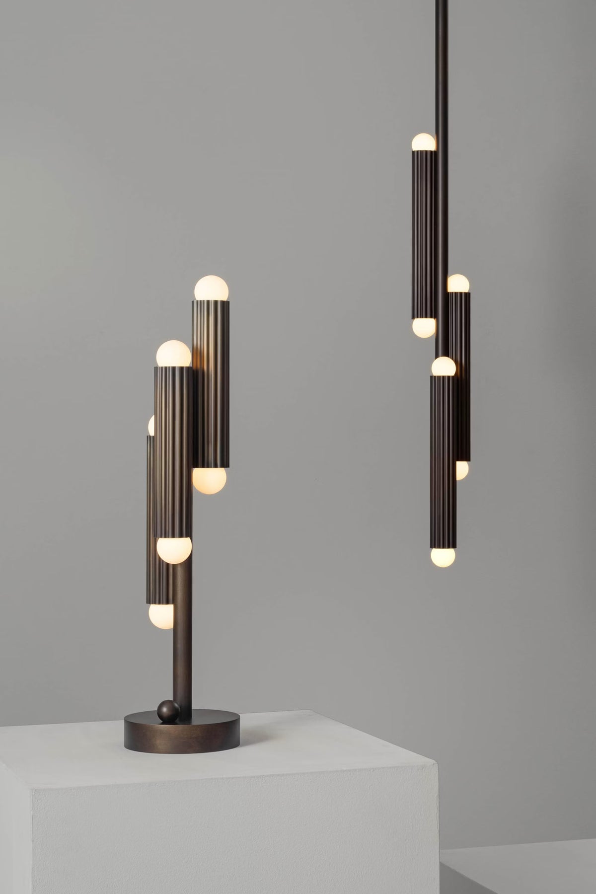 Vesta Table Lamp – Schwung